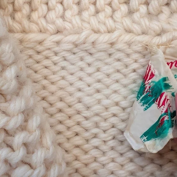 Vintage Hand Knit Mary Maxim Cowichan Style Wool Sweater Size Small - Picture 7 of 7